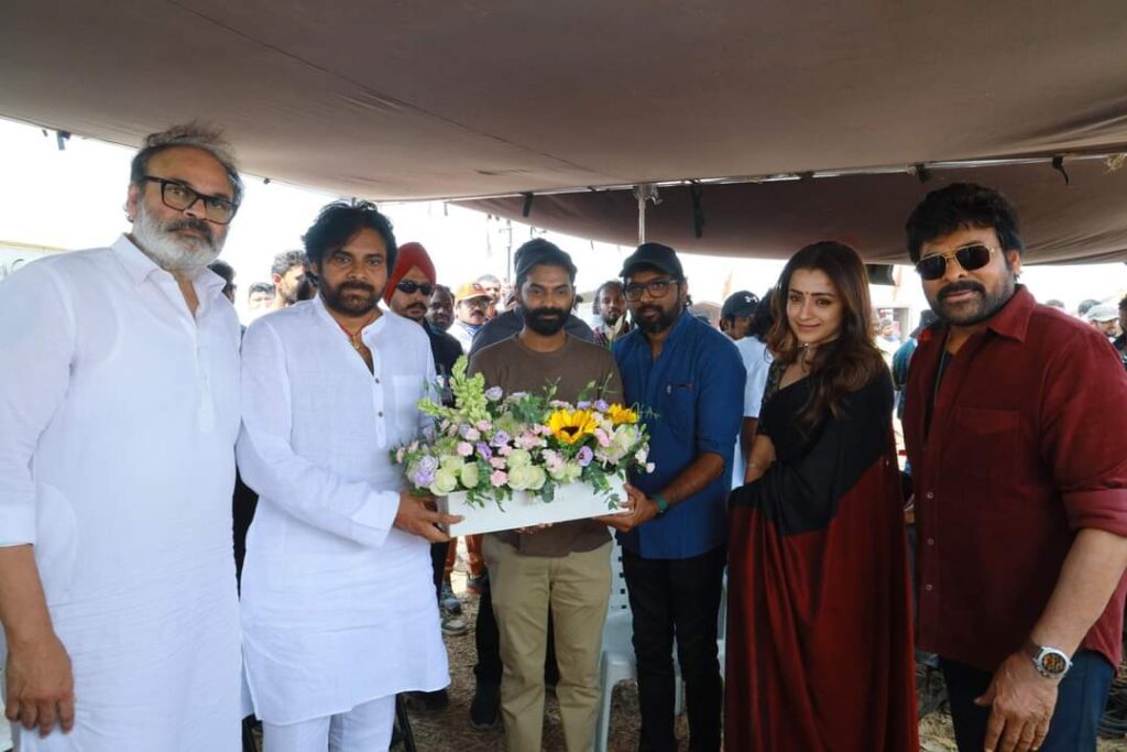 Pawan Kalyan met Chiranjeevi during the filming of Vishwambhara