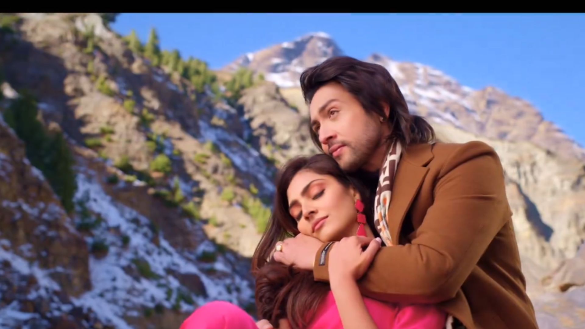 The teaser of Adhyayan Suman and Divita Rai's film 'Love Story of 90s' has been released